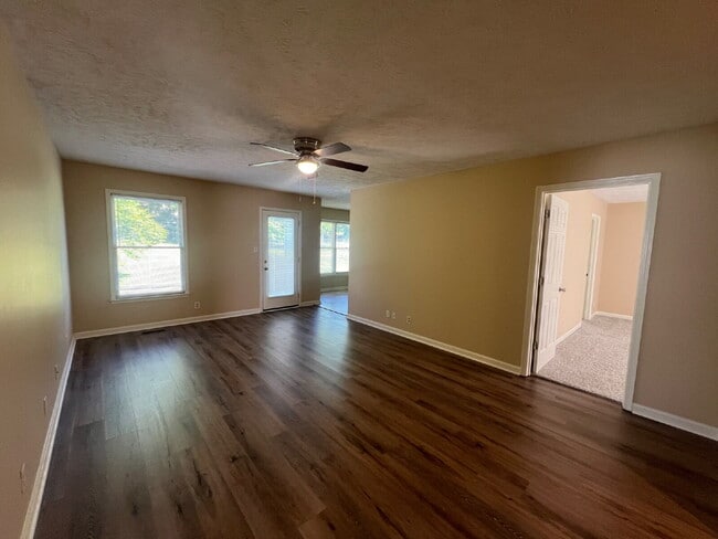Photo - 3413 Clearwater Dr