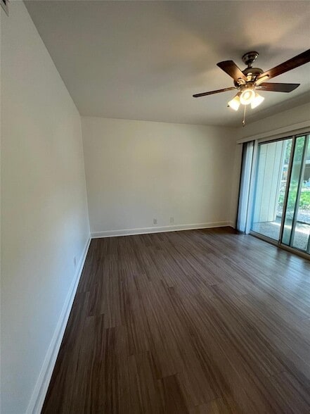 Photo - 500 E Riverside Dr Unit 145