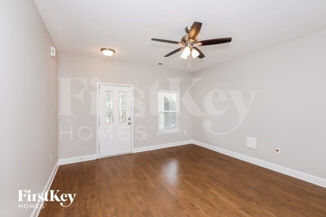 Photo - 213 Lameshur Ln
