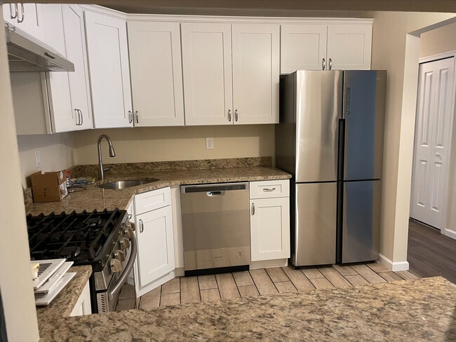 Photo - 86 Willow Ct Unit Society Hill I Hamilton