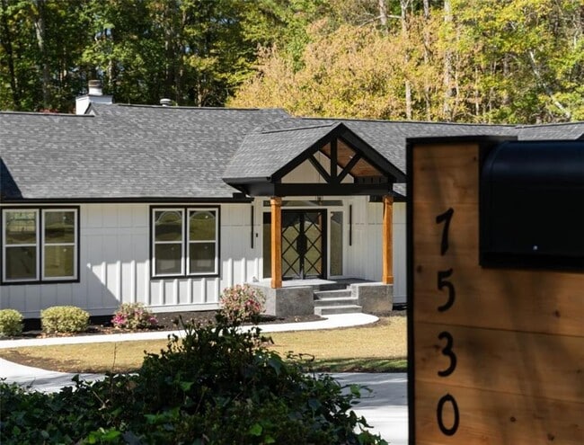 Photo - 7530 Spalding Ln