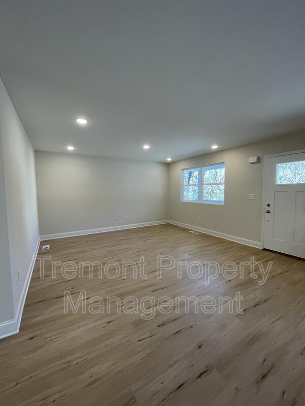 Photo - 2405 Harley St