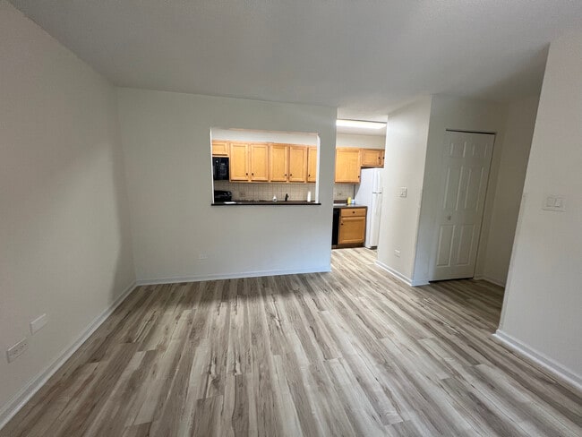 Photo - 2028 N Rand Rd Unit 104