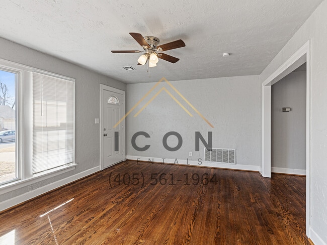 Photo - 3233 NW 44th St