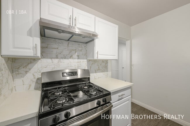 Photo - 2001 Beachwood Dr Unidad 8