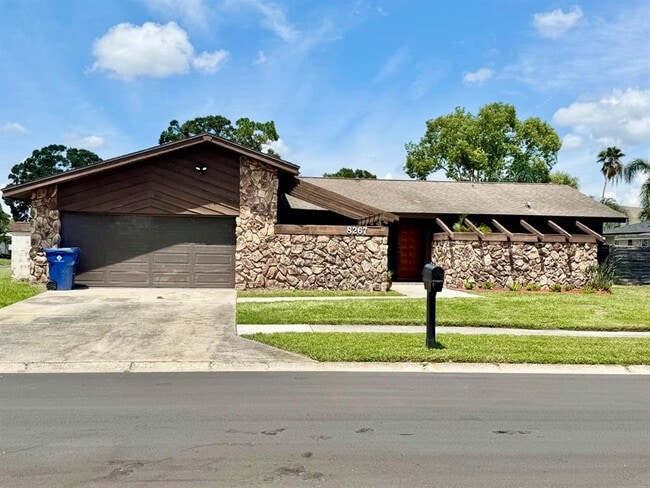 Building Photo - 8267 Norwood Rd Rental