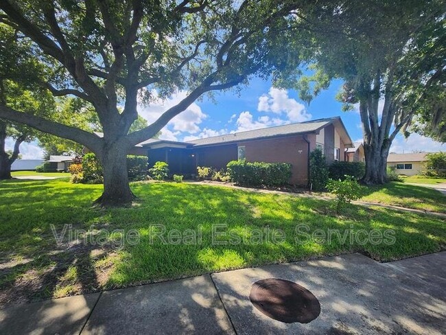 Photo - 2842 Highlands Blvd