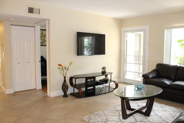 Photo - 6436 Chasewood Dr Unit B