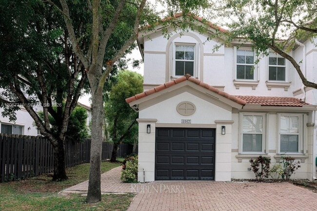 Building Photo - 8167 NW 108th Ct