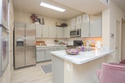 1BR, 1BA - 879SF - A9