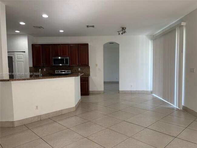 Photo - 3946 W Whitewater Ave