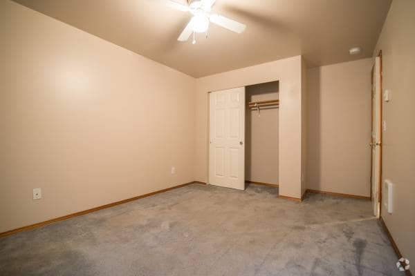 Building Photo - 322 Maple Ave Unit #A Rental
