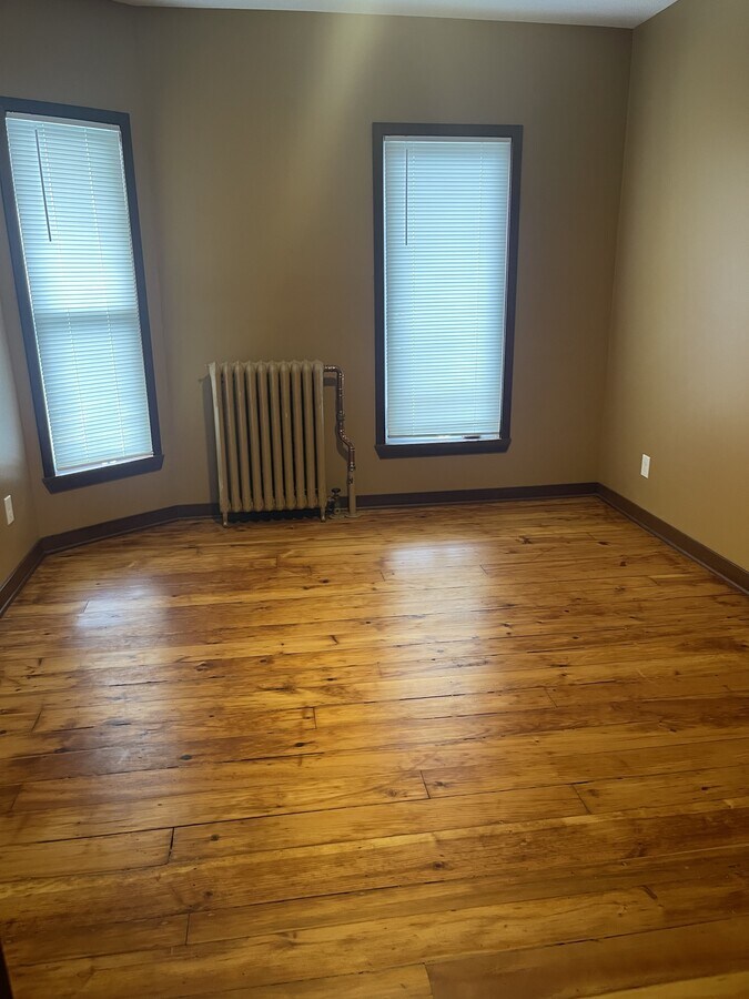 Photo - 332 Maria Ave