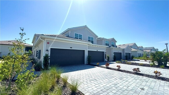 Building Photo - 16529 Kingwood Ln Unit 2511 Rental