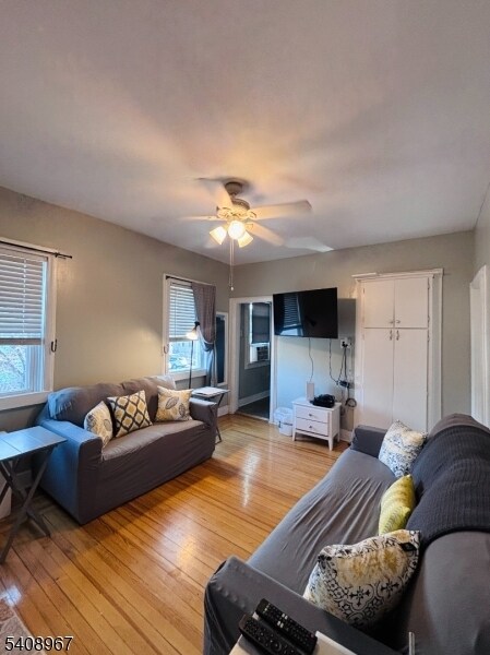 Photo - 414 20th Ave