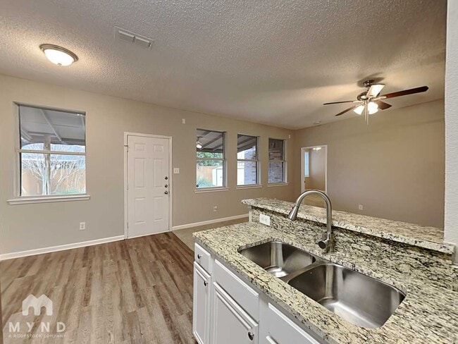 Photo - 6429 Rainwater Way