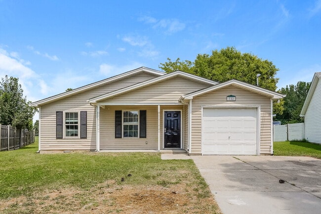 Building Photo - 722 Lou Gehrig Cir