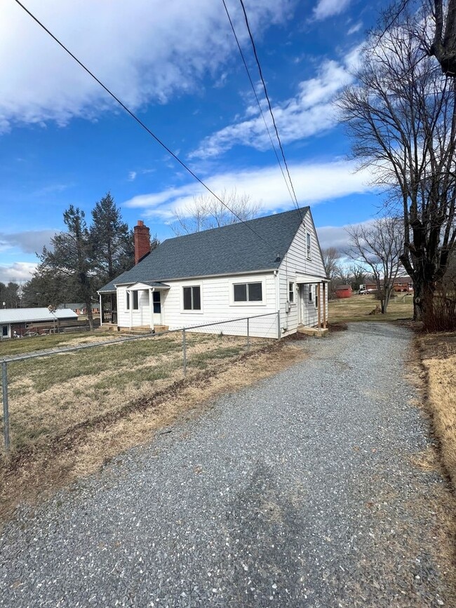 Photo - 3 Bedroom Home in Bedford