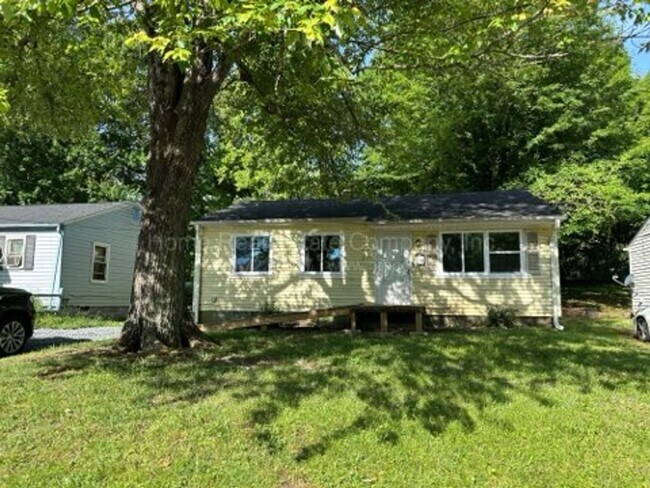 Photo - 1528 Argonne Blvd House