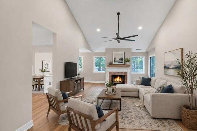 Photo - 350 Newgate Ct Unit 2Z