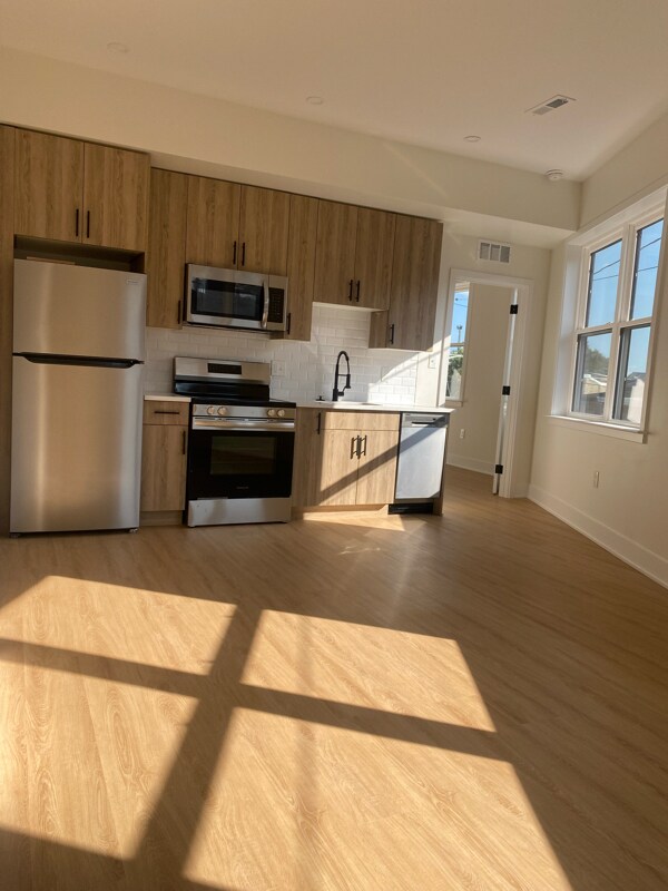 Building Photo - 4521 Frankford Ave Unit B Rental