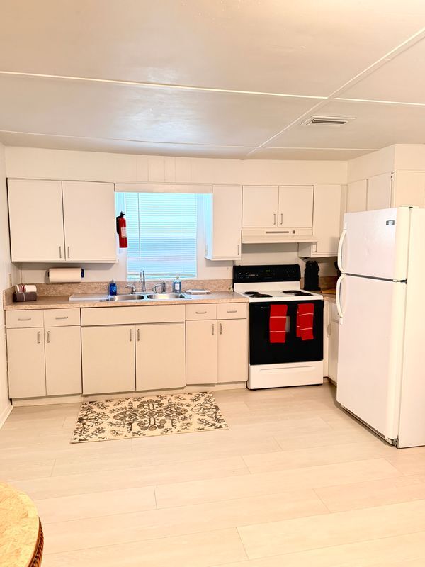 Photo - 9999 NE 120th St