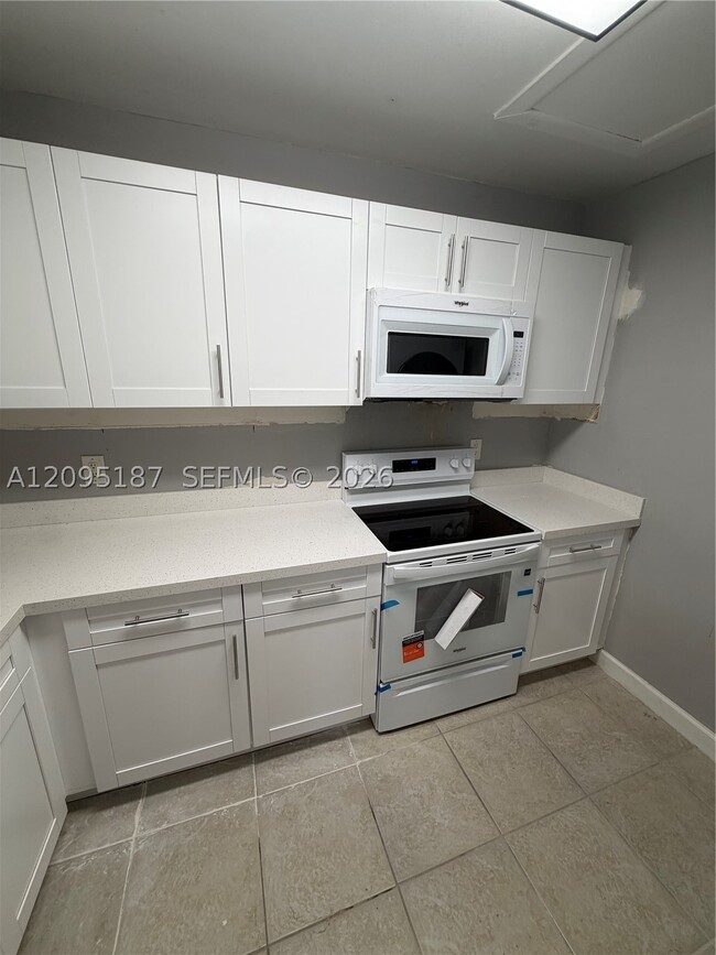 15334 SW 72nd St Unit 9-23