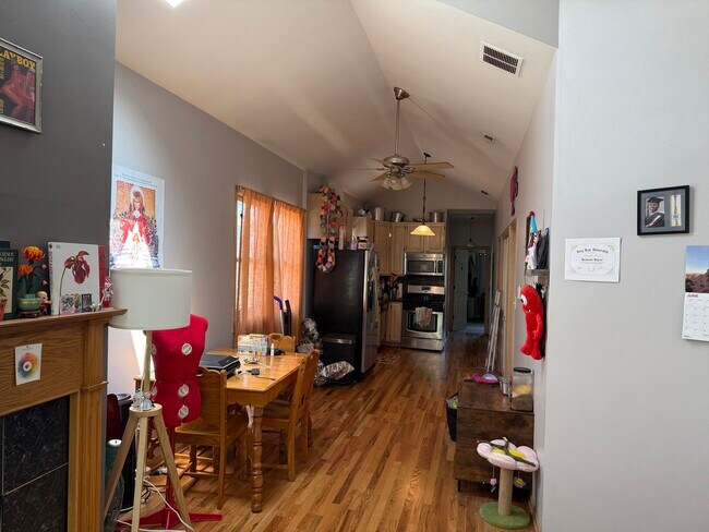 Photo - 1444 W Walton St Unit 3