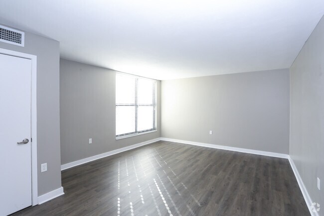 Photo - Walnut Tower Apartments