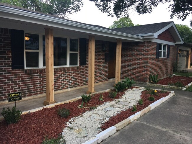 Photo - Updated 3 Bedroom / 2 Bathroom