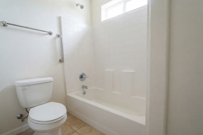 Photo - Beautiful 3-bedrooms, 2-baths duplex home in Prescott Valley!