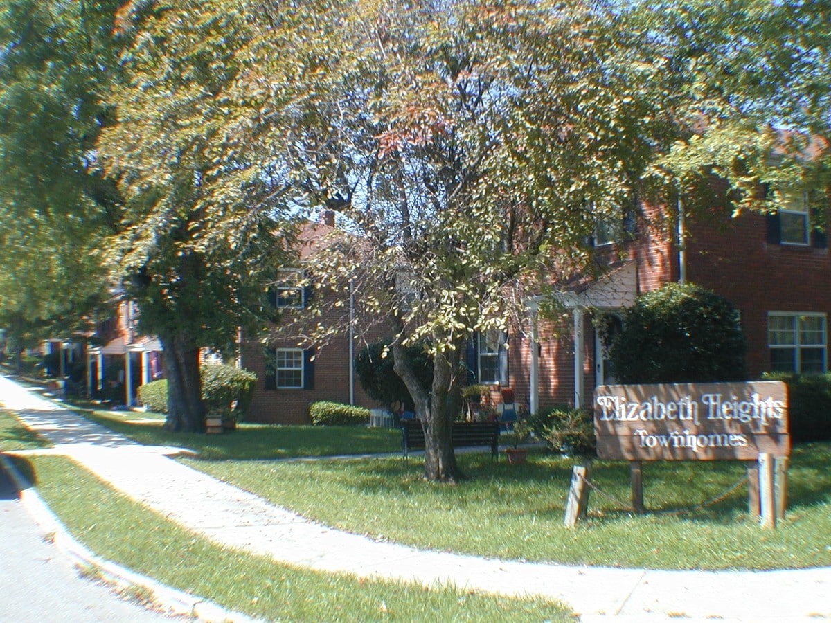 Elizabeth Heights Apartments - Elizabeth Heights Apartments