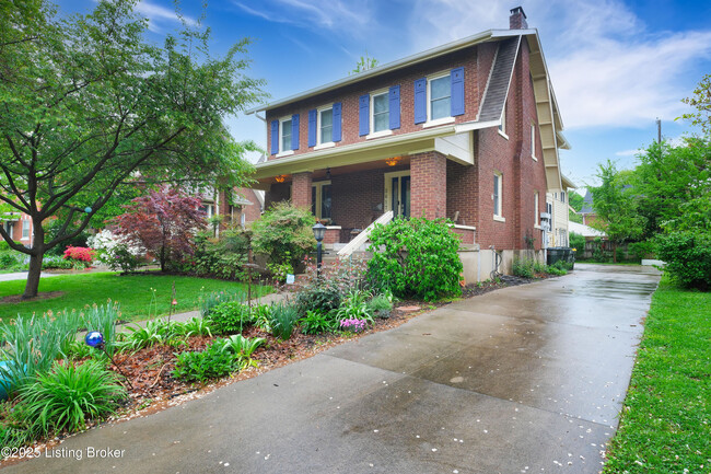 Photo - 2617 Broadmeade Rd House
