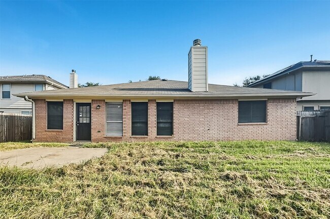 1423 Hunter Green Ln