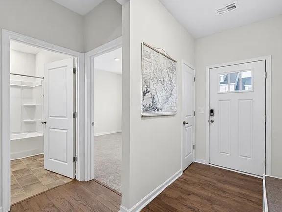 Photo - 462 Fenwick Dr