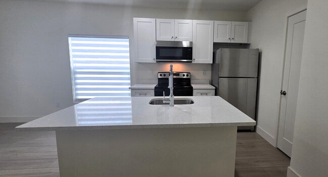 Photo - 3099 15th Ave S