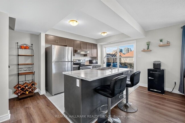 Photo - 235 Infusion Private