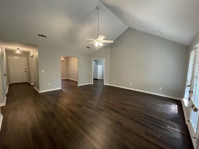 Photo - Home For Rent