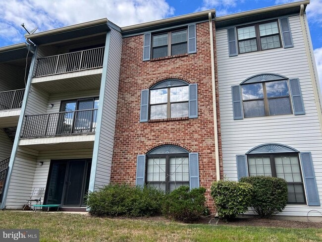 Building Photo - 19 Mendrey Ct Rental