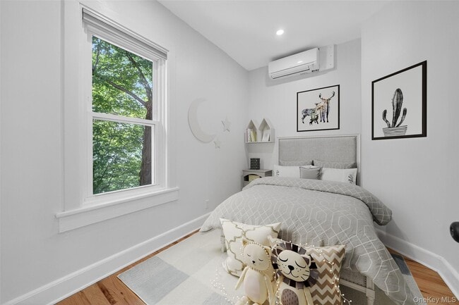 Photo - 79 Main St Unit 2W