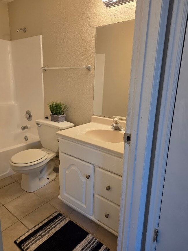 Photo - 1521 W 900 S
