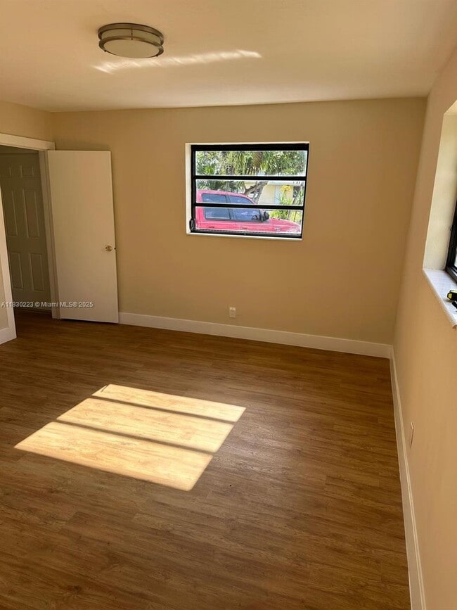 Photo - 750 S 61st Ter House