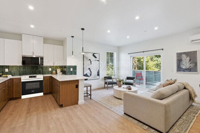 Photo - 1624 NW 17th St Unit 201