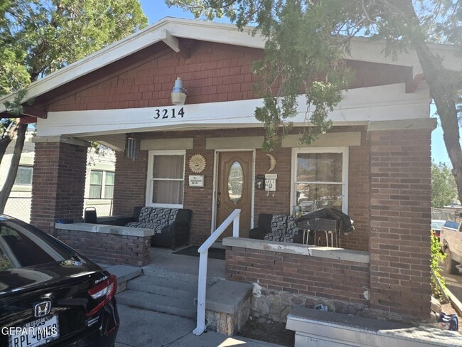 Photo - 3214 Douglas Ave