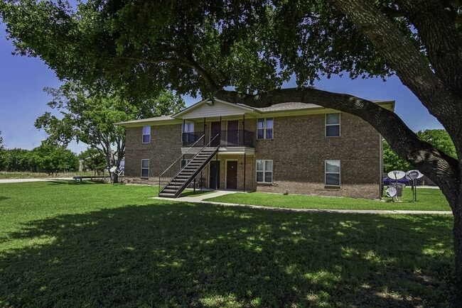 Photo - 200 Daniels Dr