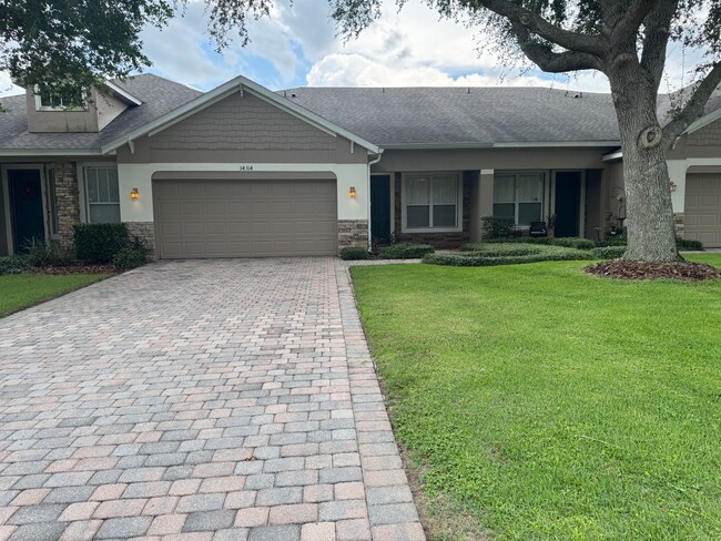 Building Photo - Beautiful Townhome Located In Sorrento Springs