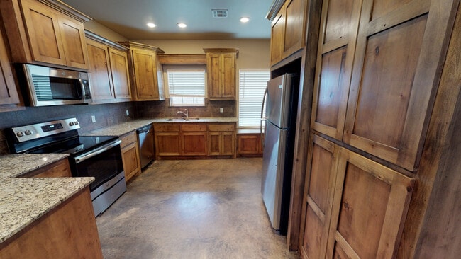 Photo - 11201 NE Marigold Ln