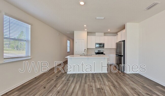 Photo - 7685 Merchants Way