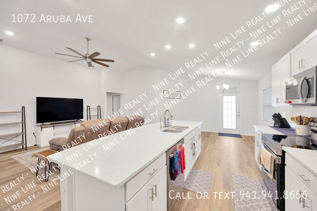 Photo - 1072 Aruba Ave