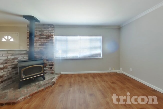 331 El Dorado Dr